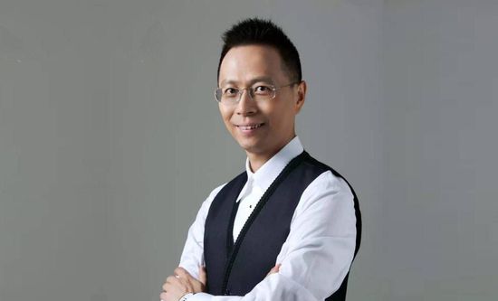 我的胸大被同学玩舒服